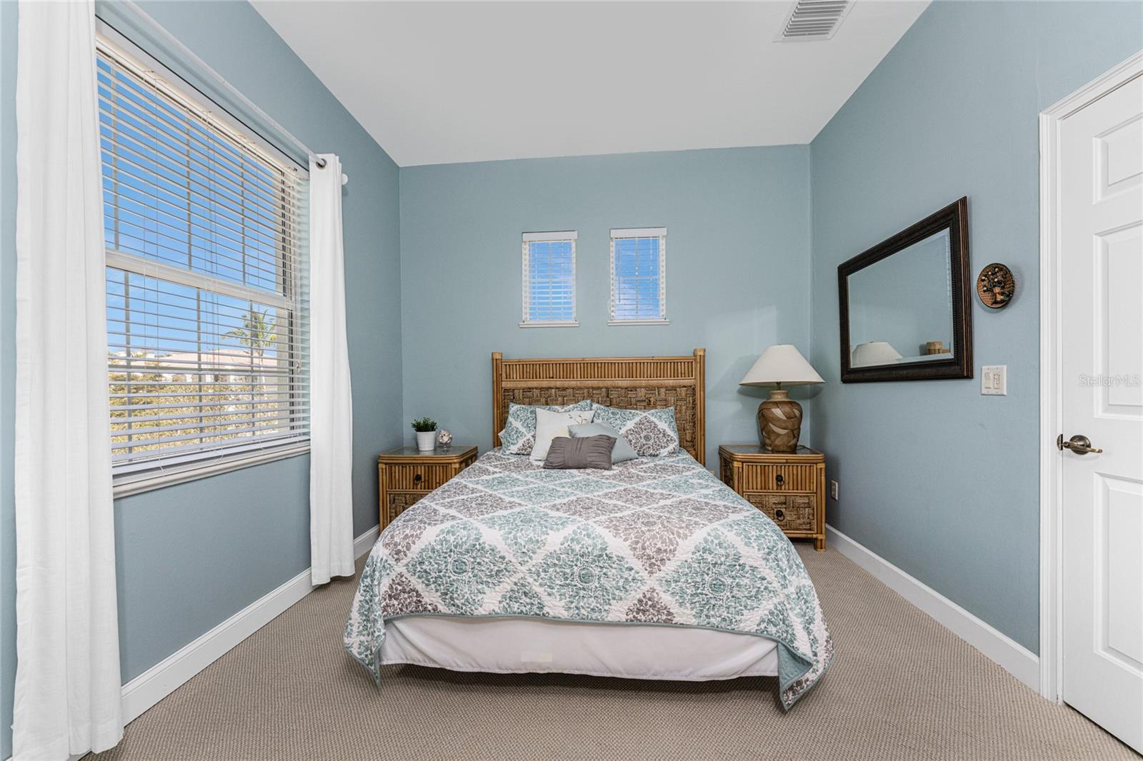 Image 44 of 75 For 3464 Sunset Key Circle 103