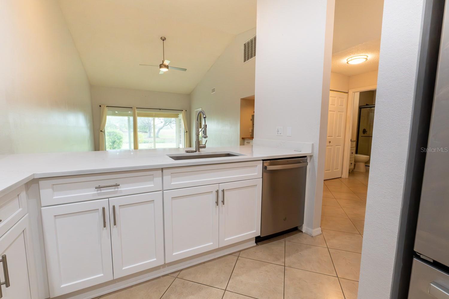 Image 12 of 41 For 12235 Kingsway Circle C6