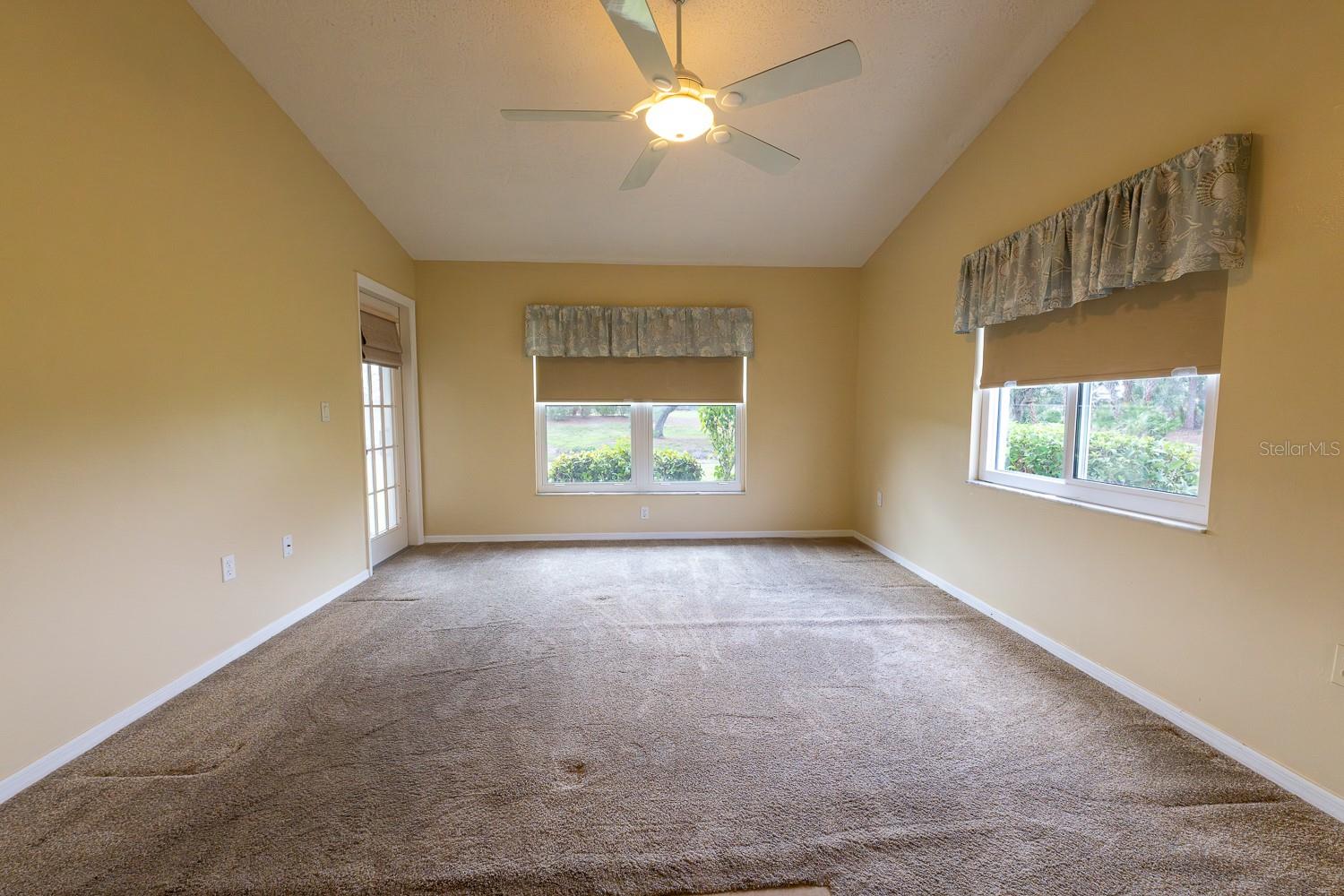 Image 31 of 41 For 12235 Kingsway Circle C6