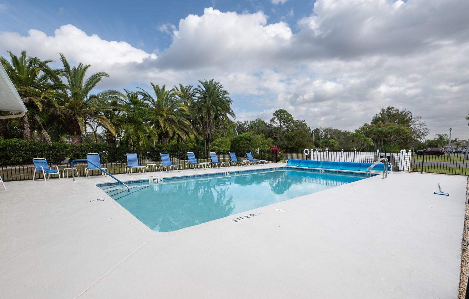 Image 37 of 41 For 12235 Kingsway Circle C6