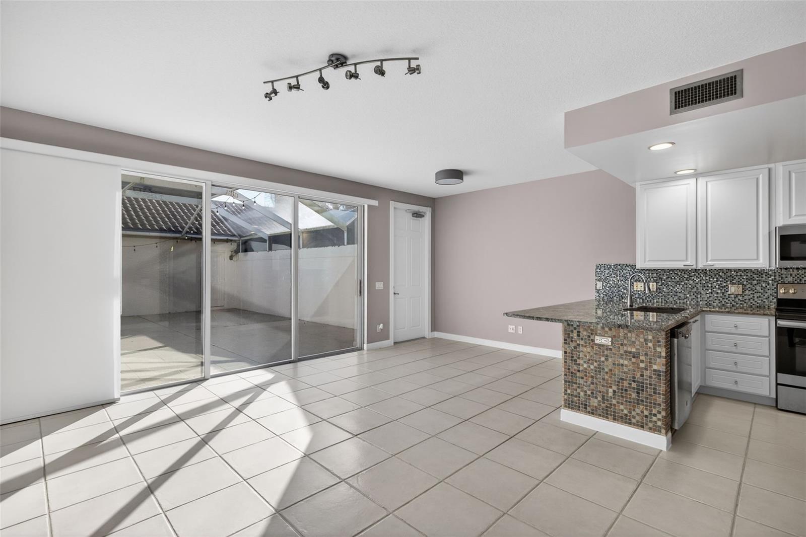 Image 10 of 44 For 3518 Zanzibar Way