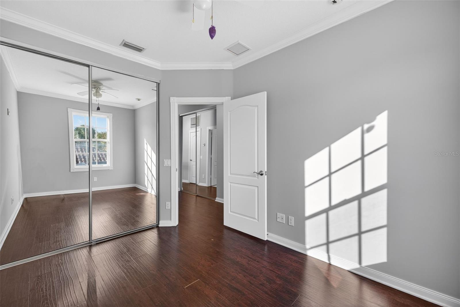 Image 24 of 44 For 3518 Zanzibar Way