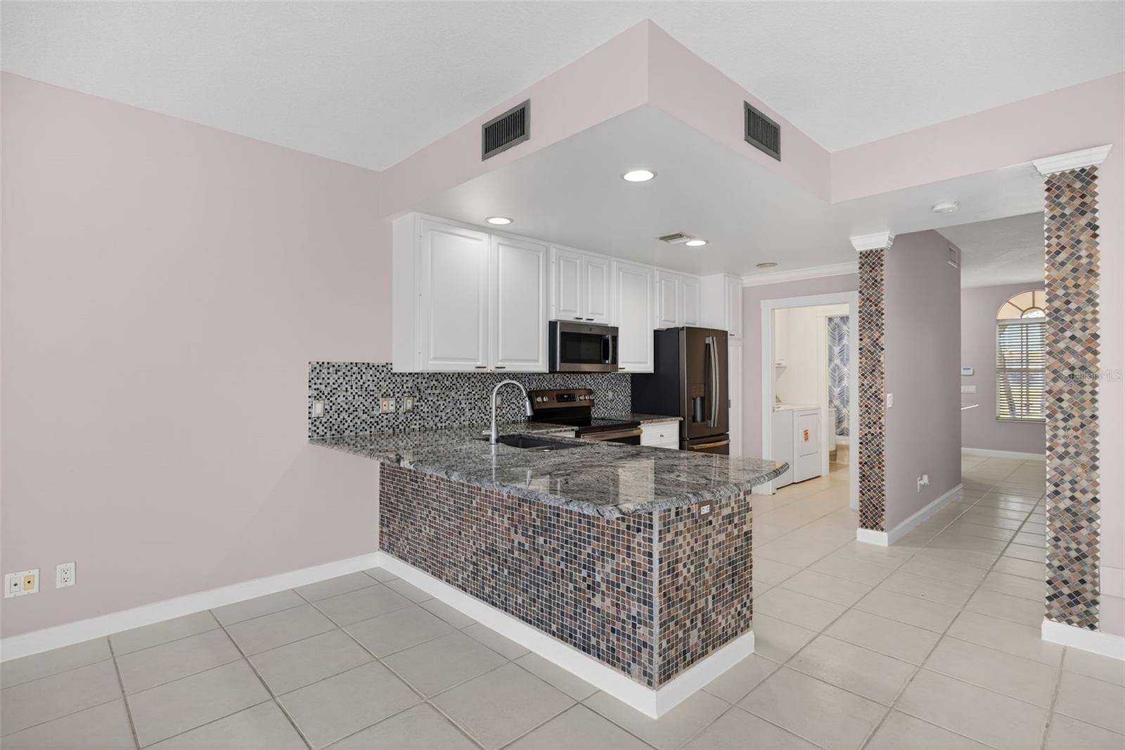 Image 9 of 44 For 3518 Zanzibar Way