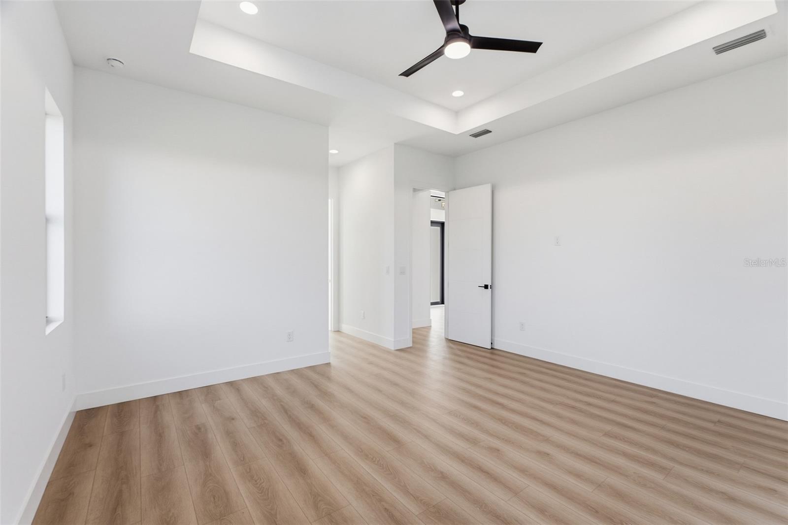 Image 21 of 50 For 13192 Windcrest Drive