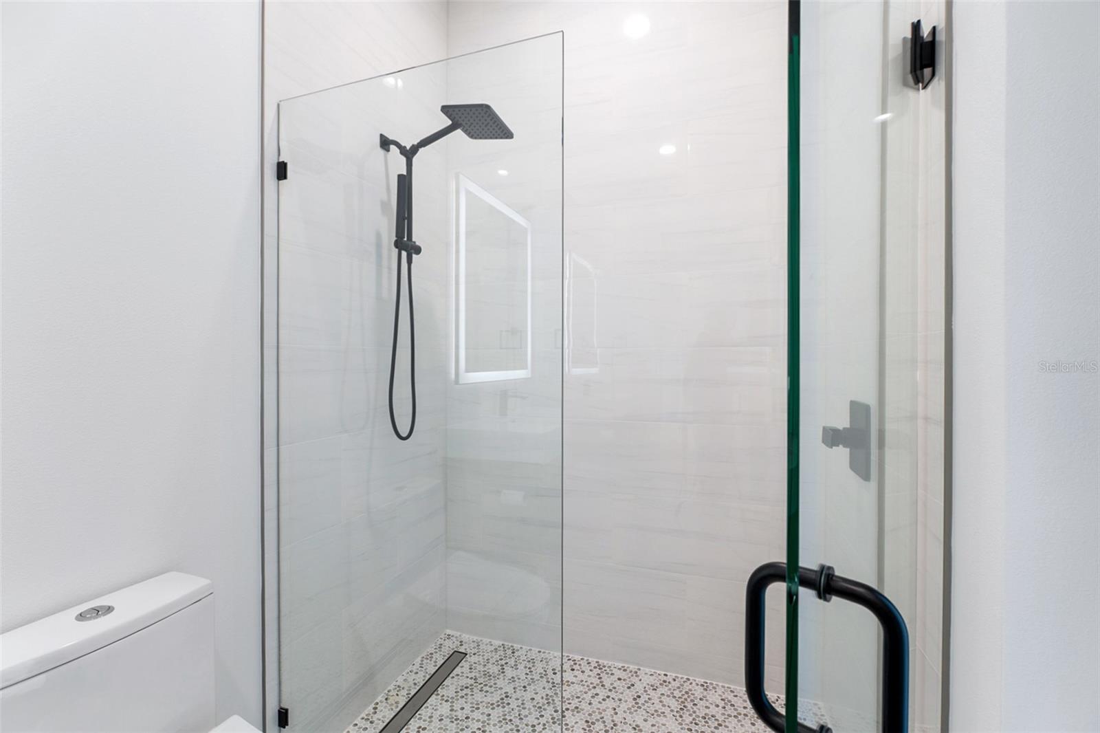 Image 32 of 50 For 13192 Windcrest Drive