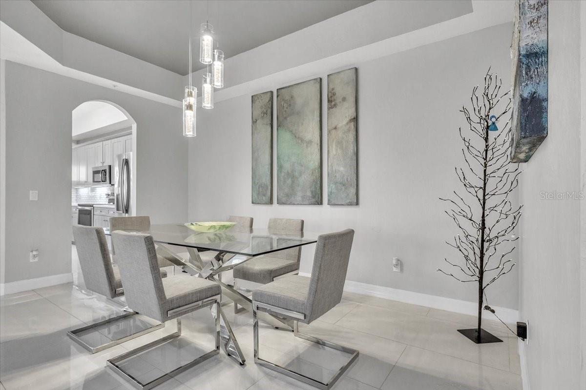 Image 25 of 76 For 129 Breakers Court 121