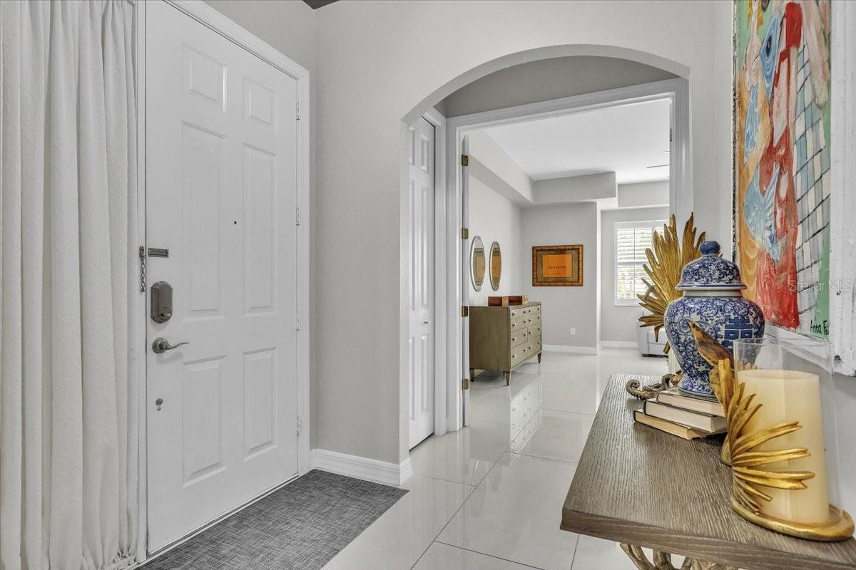 Image 27 of 76 For 129 Breakers Court 121