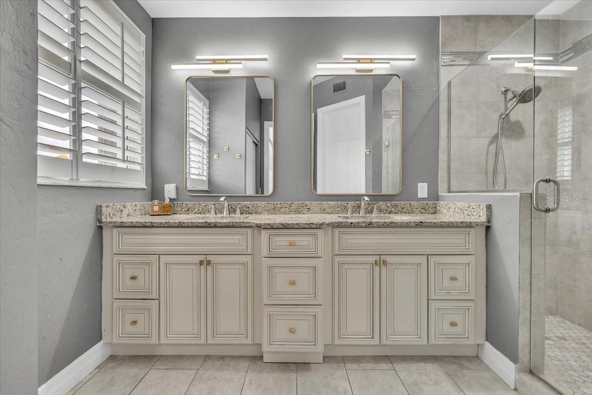 Image 35 of 76 For 129 Breakers Court 121