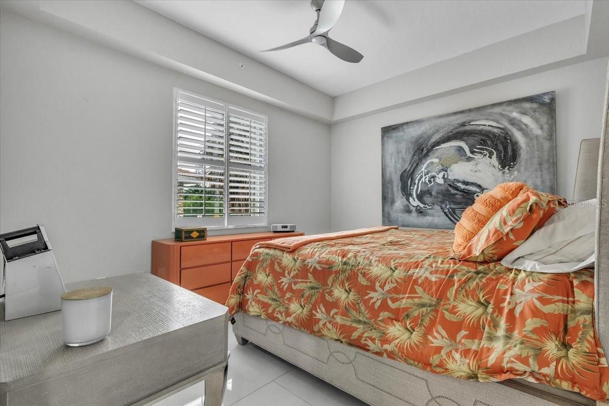 Image 38 of 76 For 129 Breakers Court 121