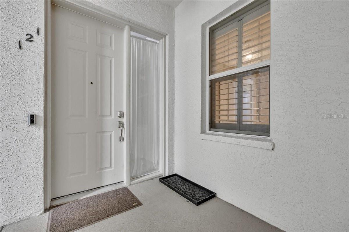 Image 5 of 76 For 129 Breakers Court 121