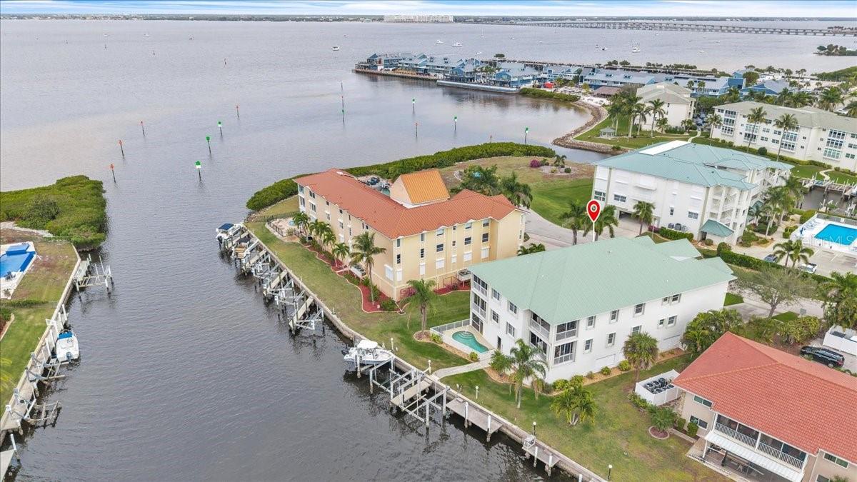 Image 60 of 76 For 129 Breakers Court 121