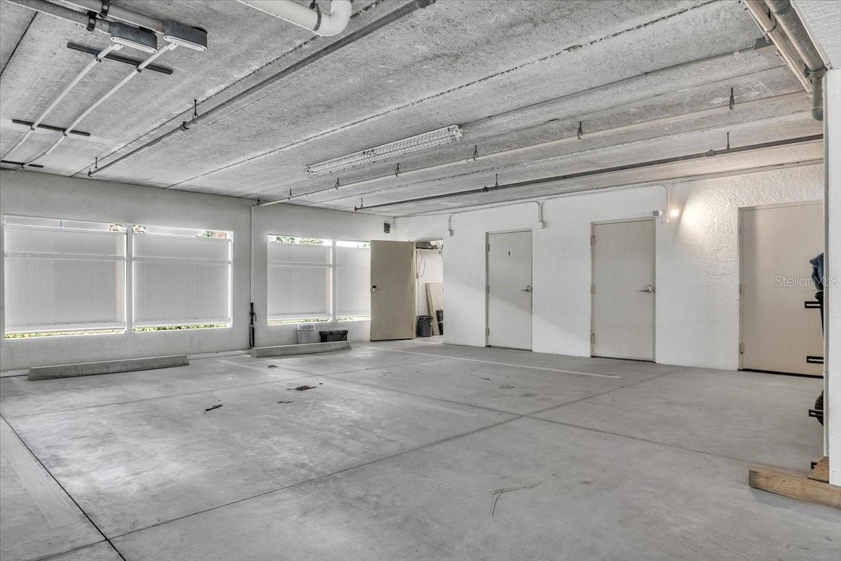 Image 72 of 76 For 129 Breakers Court 121