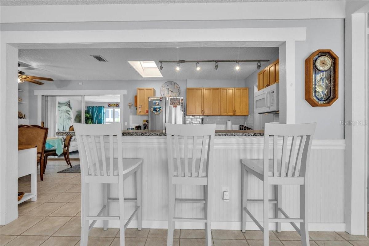 Image 10 of 44 For 23456 Ferndale Avenue