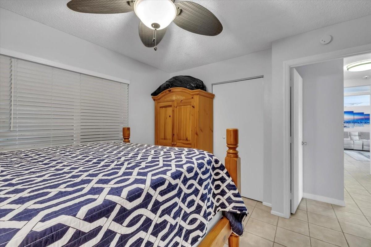 Image 24 of 44 For 23456 Ferndale Avenue