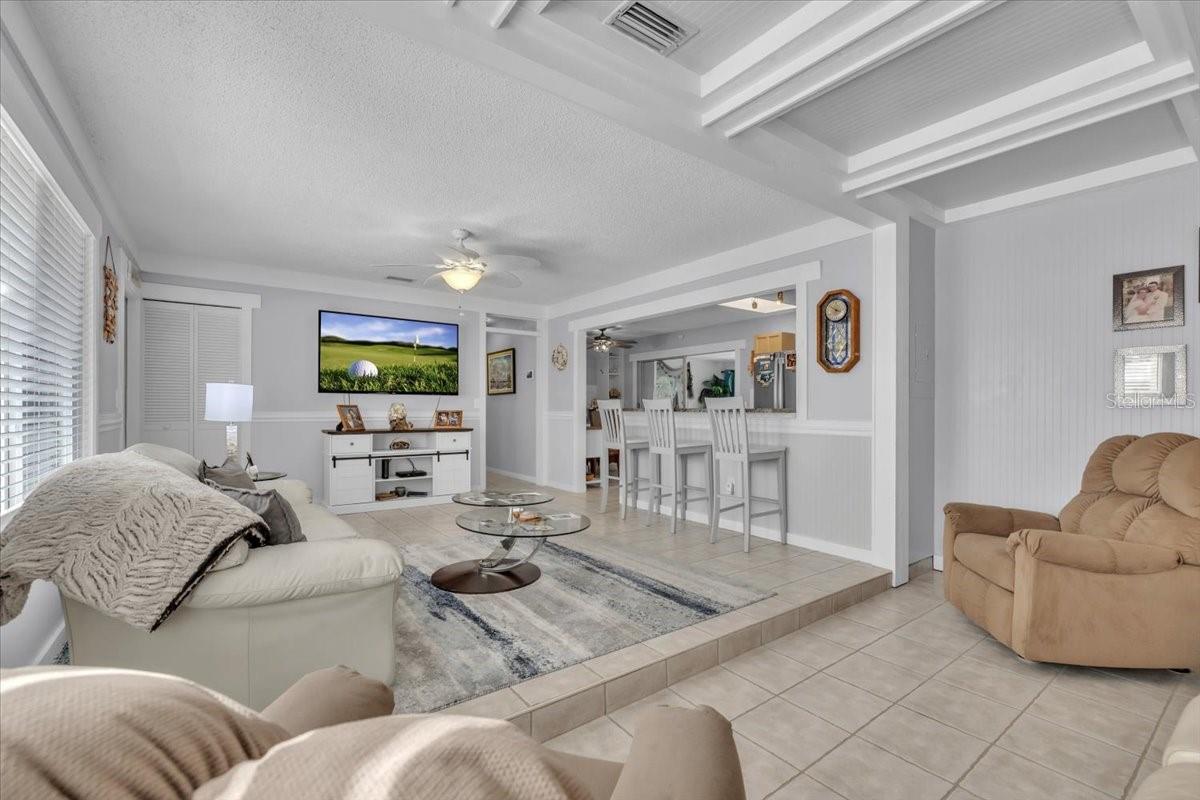 Image 8 of 44 For 23456 Ferndale Avenue