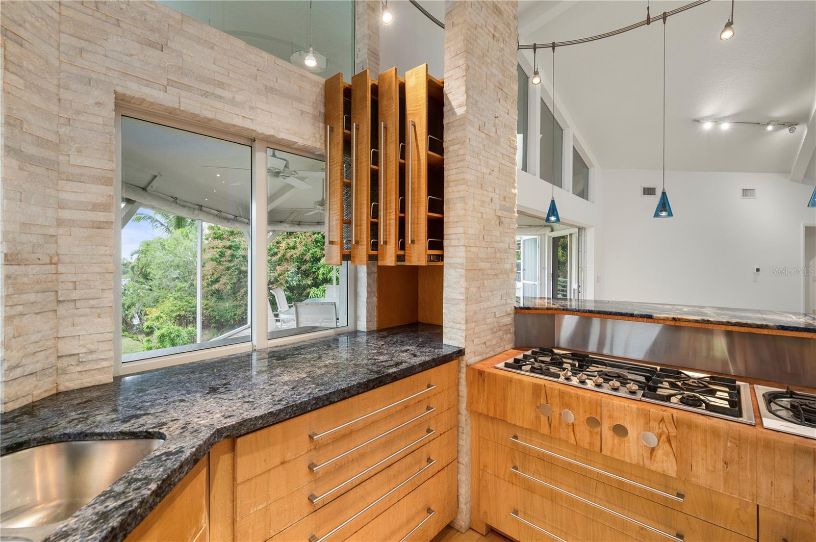 Image 22 of 64 For 24139 Jolly Roger Boulevard