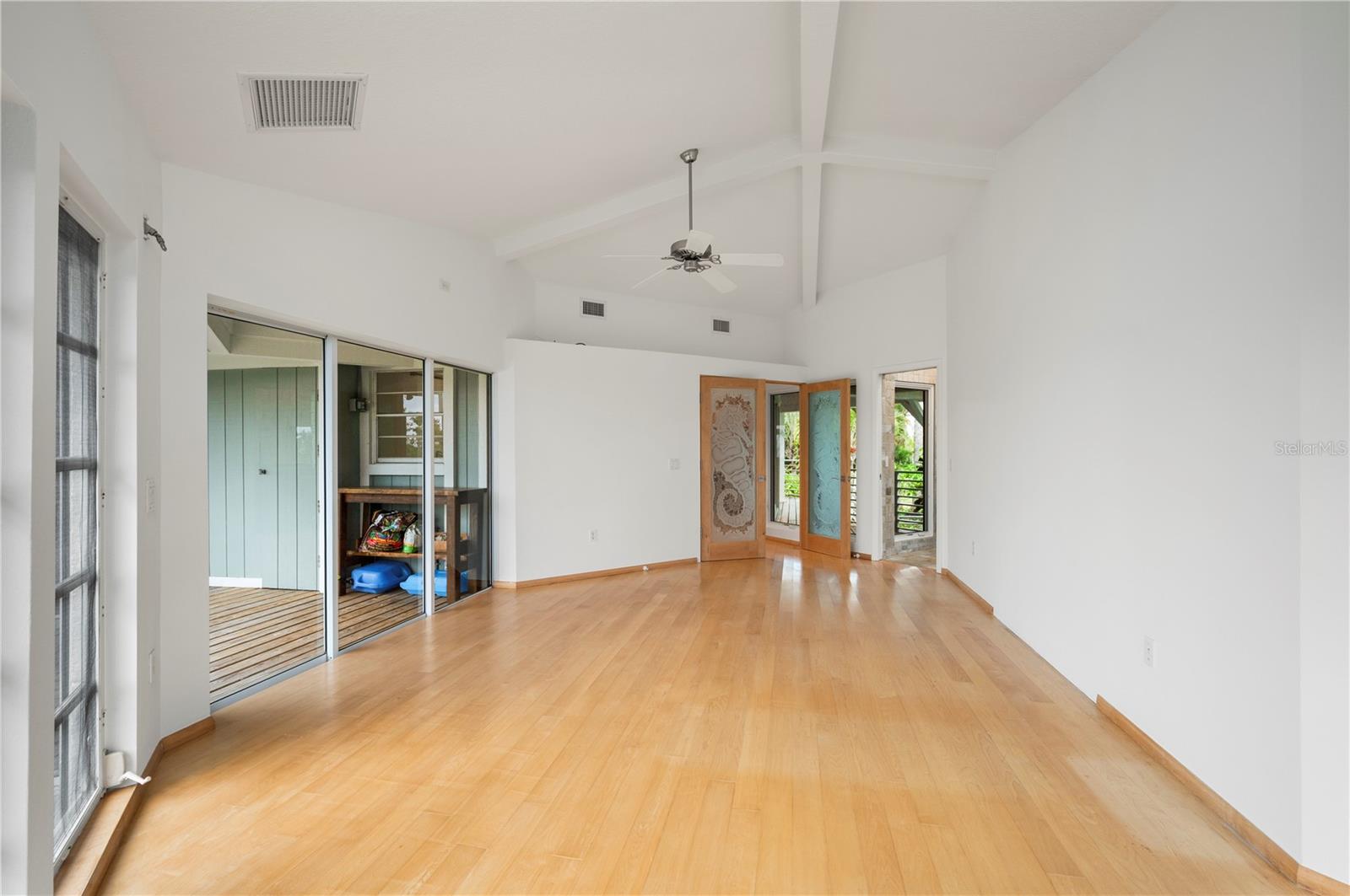 Image 33 of 64 For 24139 Jolly Roger Boulevard