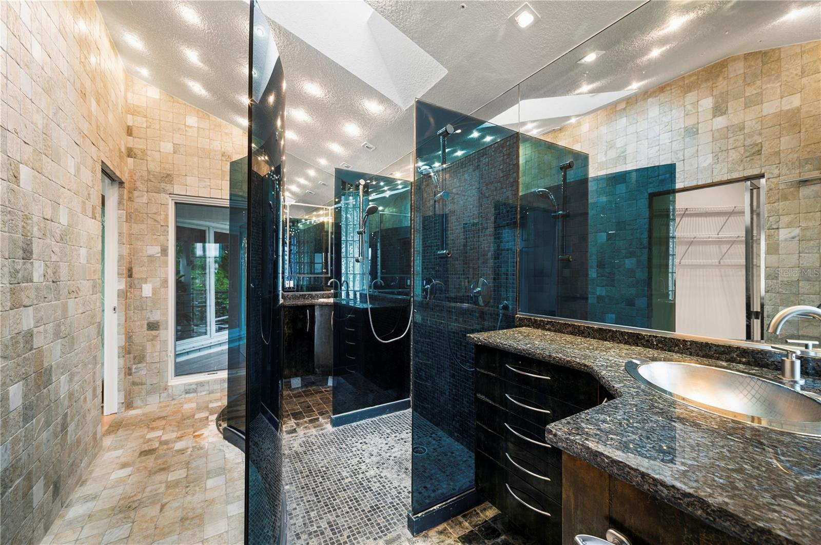 Image 37 of 64 For 24139 Jolly Roger Boulevard