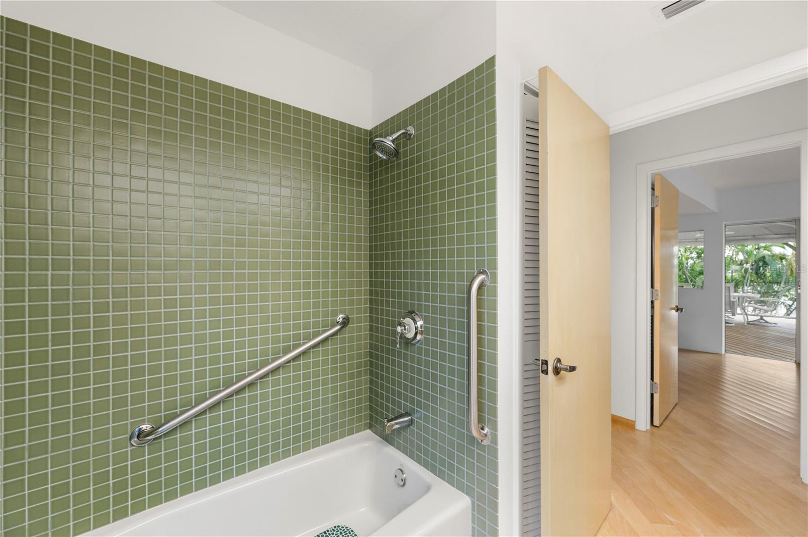 Image 42 of 64 For 24139 Jolly Roger Boulevard