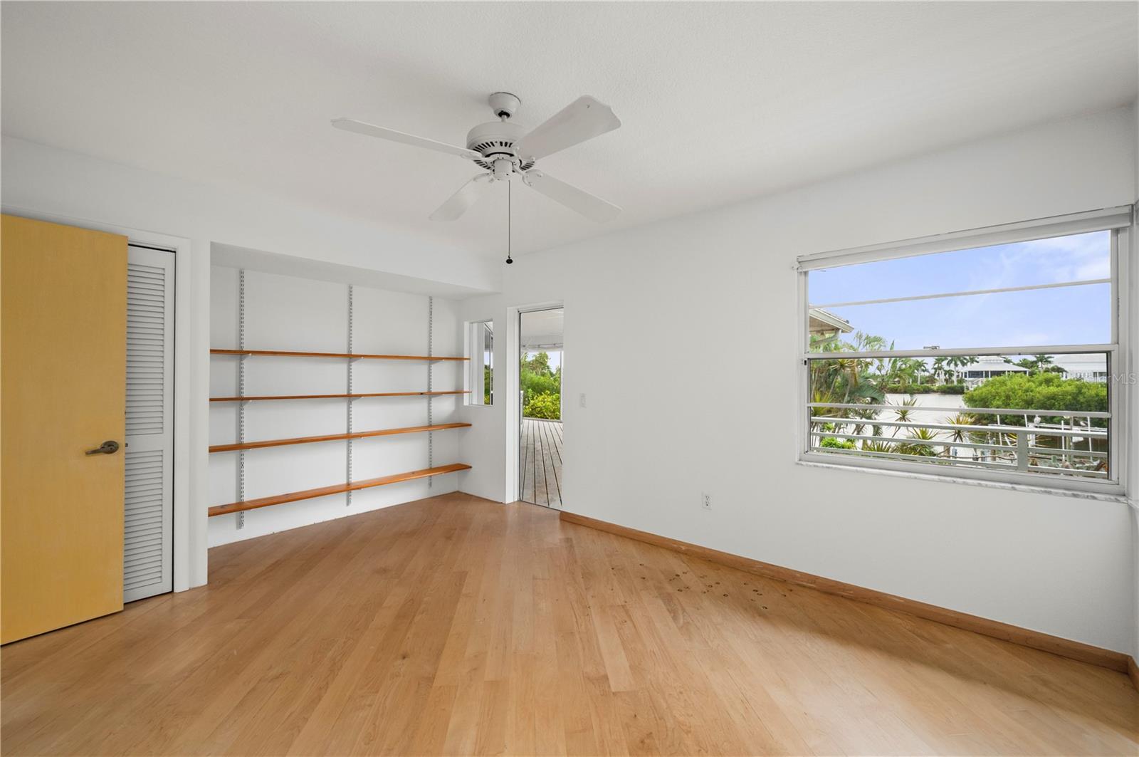 Image 43 of 64 For 24139 Jolly Roger Boulevard