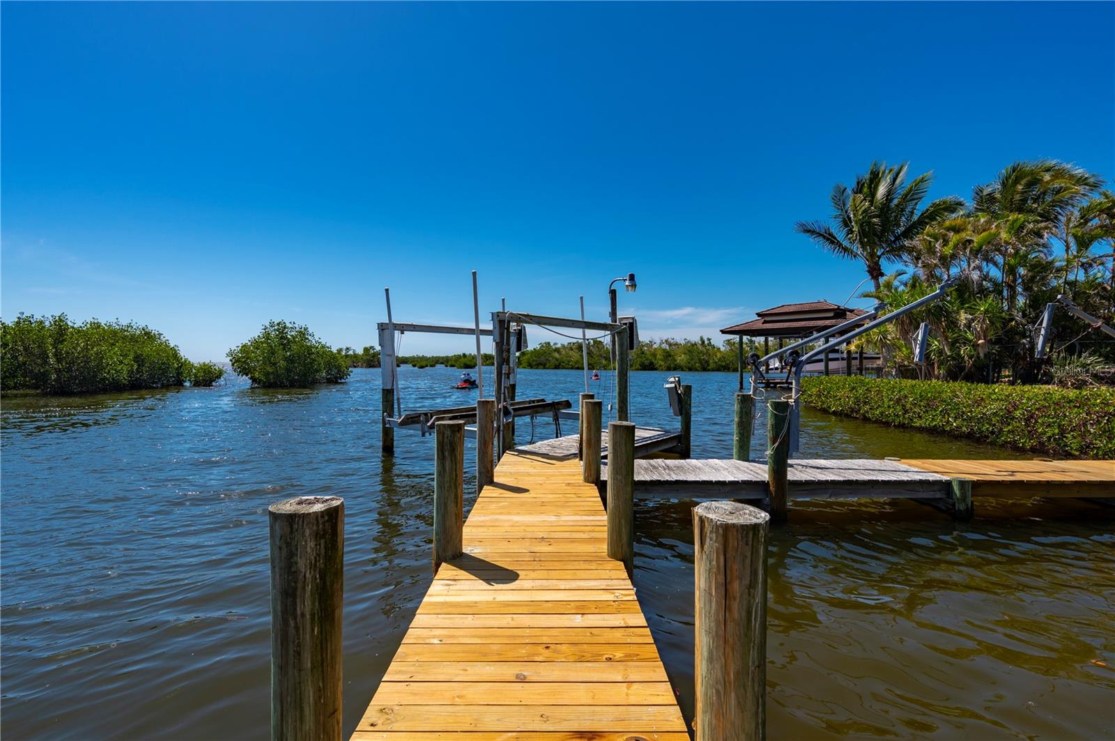 Image 55 of 64 For 24139 Jolly Roger Boulevard