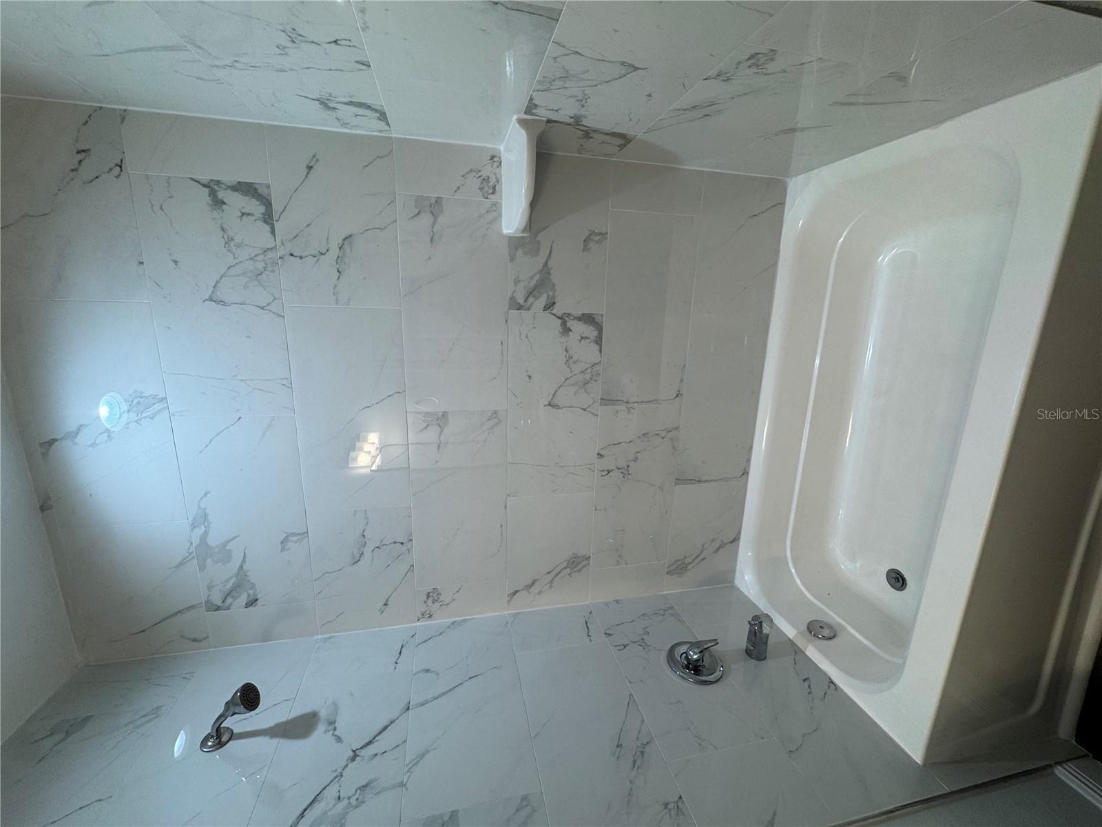 Image 5 of 13 For 11226 Kimberly