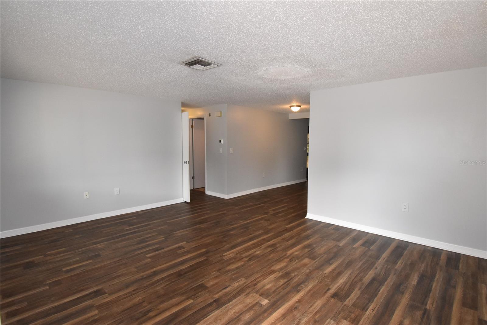 Image 3 of 24 For 7615 Karen Drive