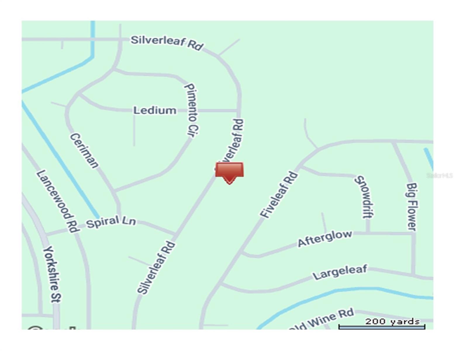 Listing photo id 8 for Silverleaf Road