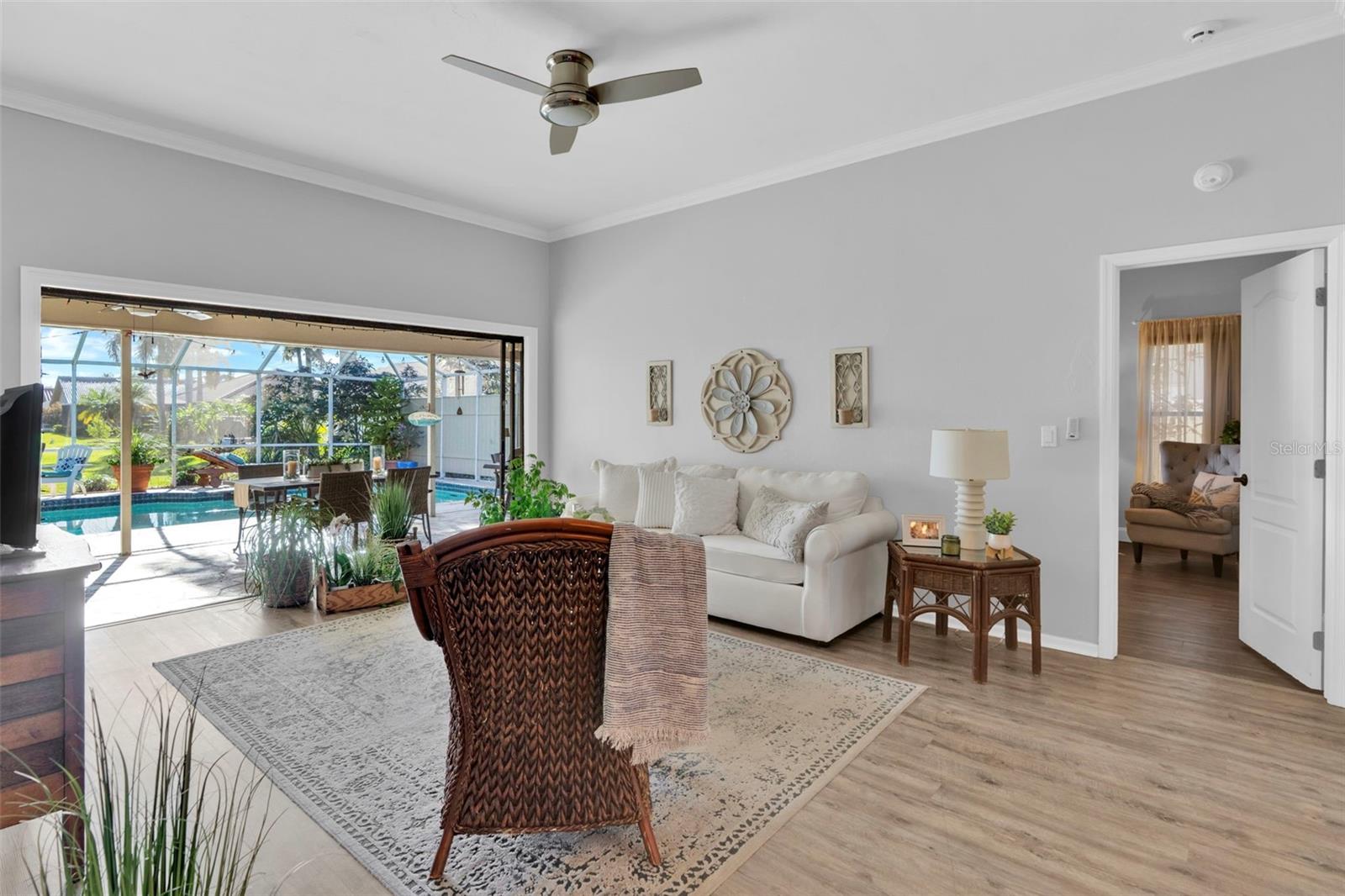 Image 11 of 60 For 8866 Banyan Cove Circle