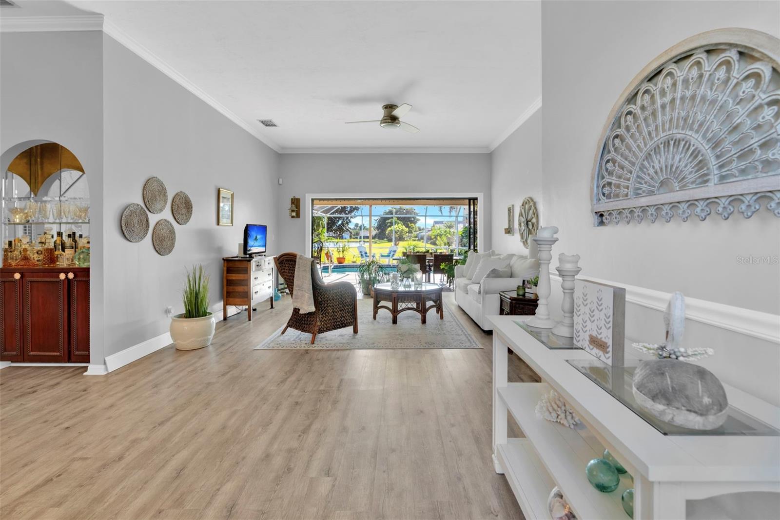 Image 12 of 60 For 8866 Banyan Cove Circle