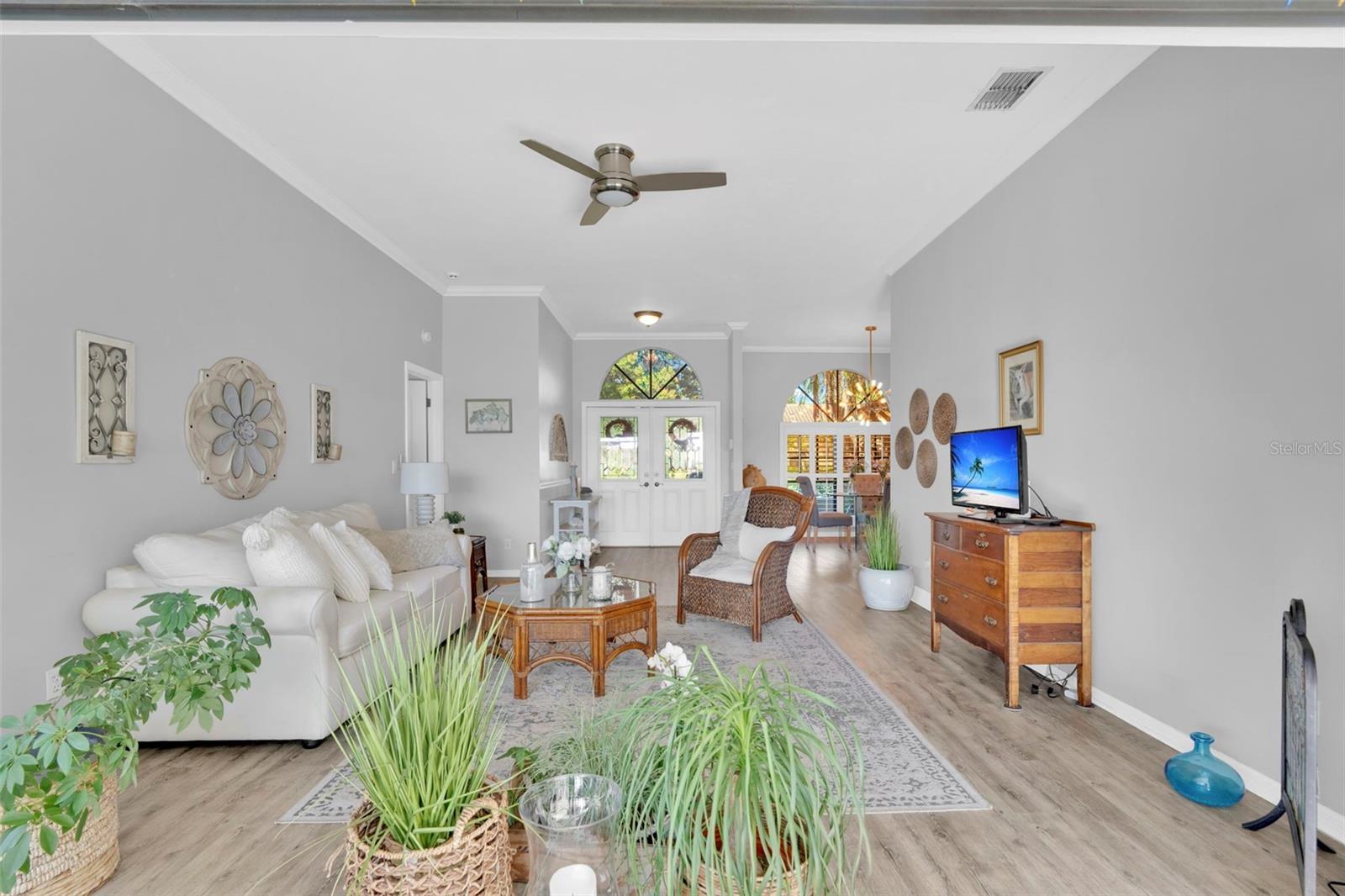 Image 14 of 60 For 8866 Banyan Cove Circle