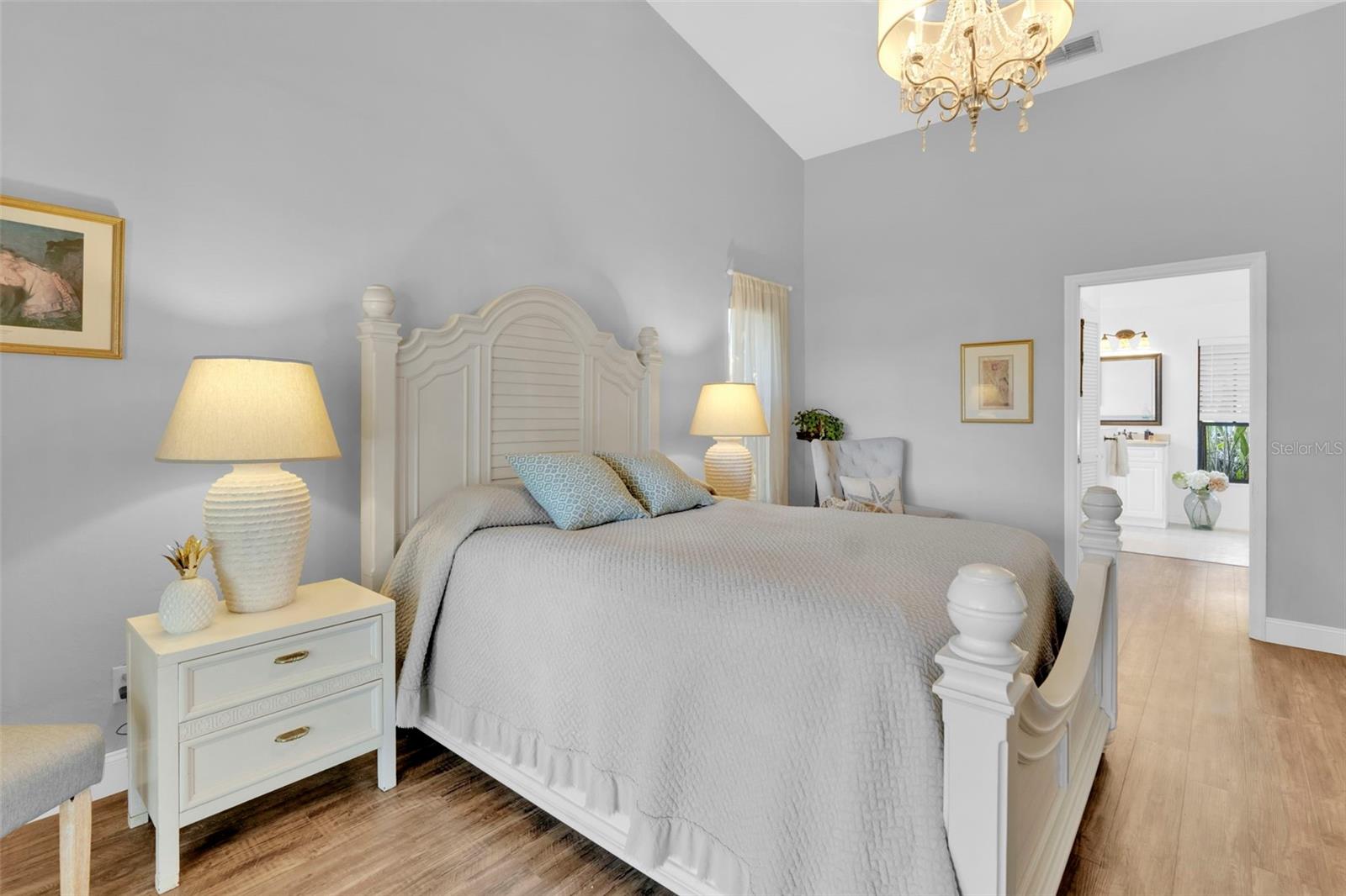 Image 22 of 60 For 8866 Banyan Cove Circle