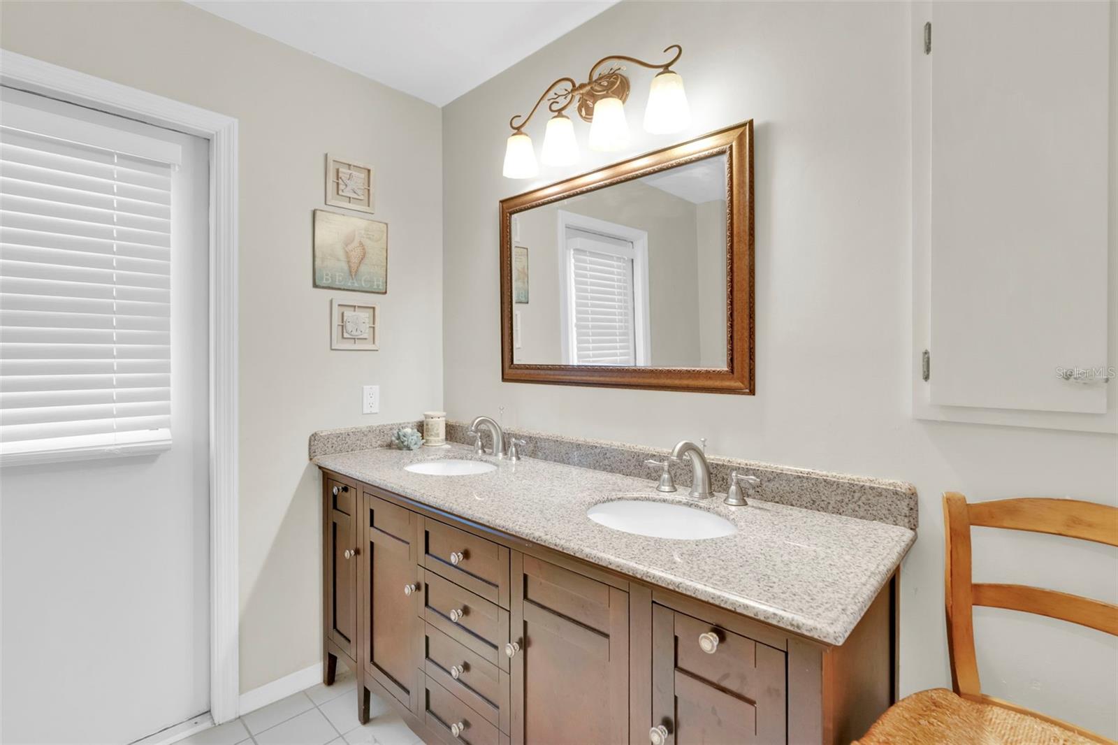 Image 31 of 60 For 8866 Banyan Cove Circle