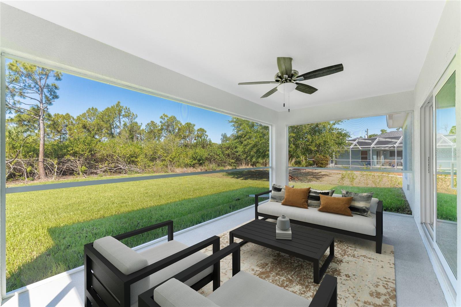 Listing photo id 27 for 1763 New London Street