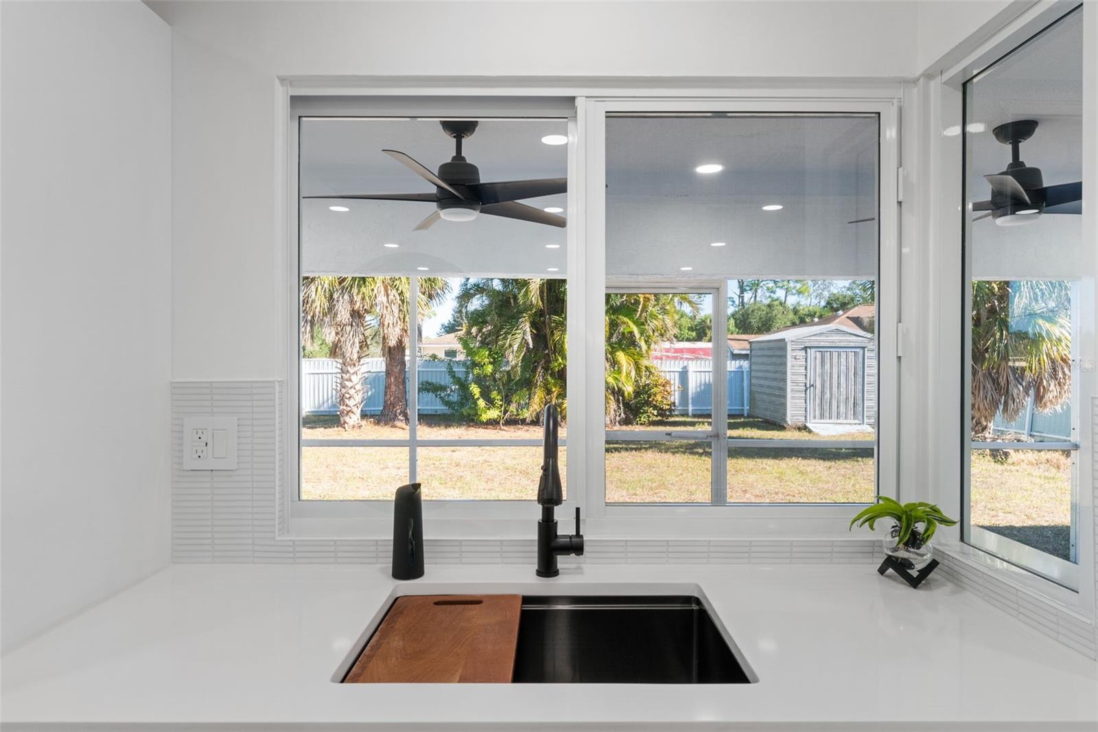 Image 16 of 52 For 2506 Lakeshore Circle