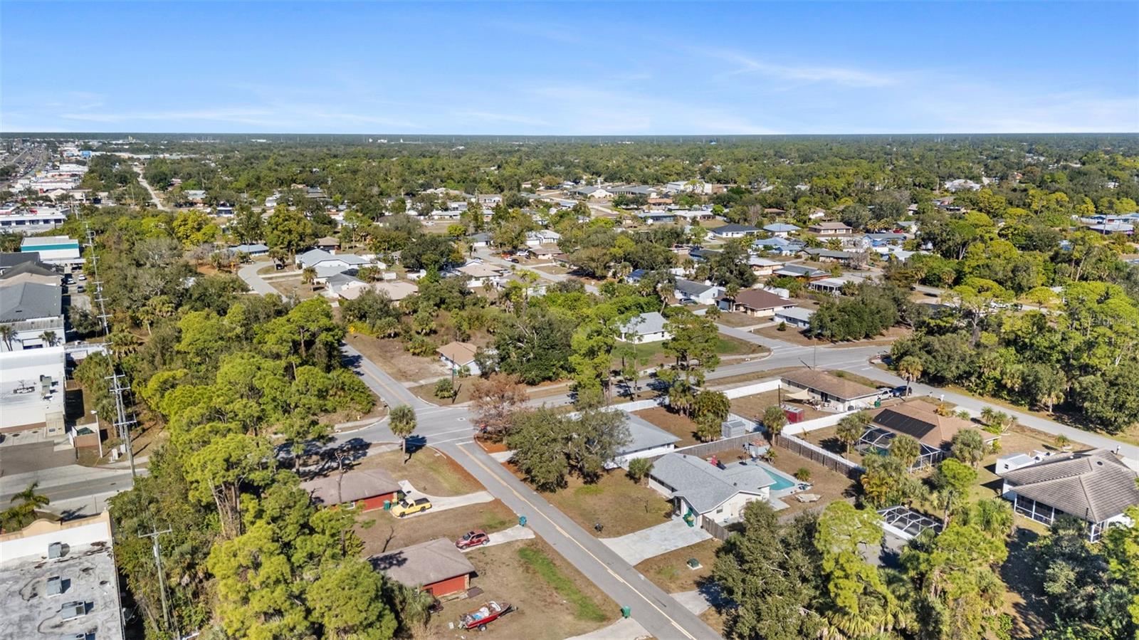 Image 42 of 52 For 2506 Lakeshore Circle