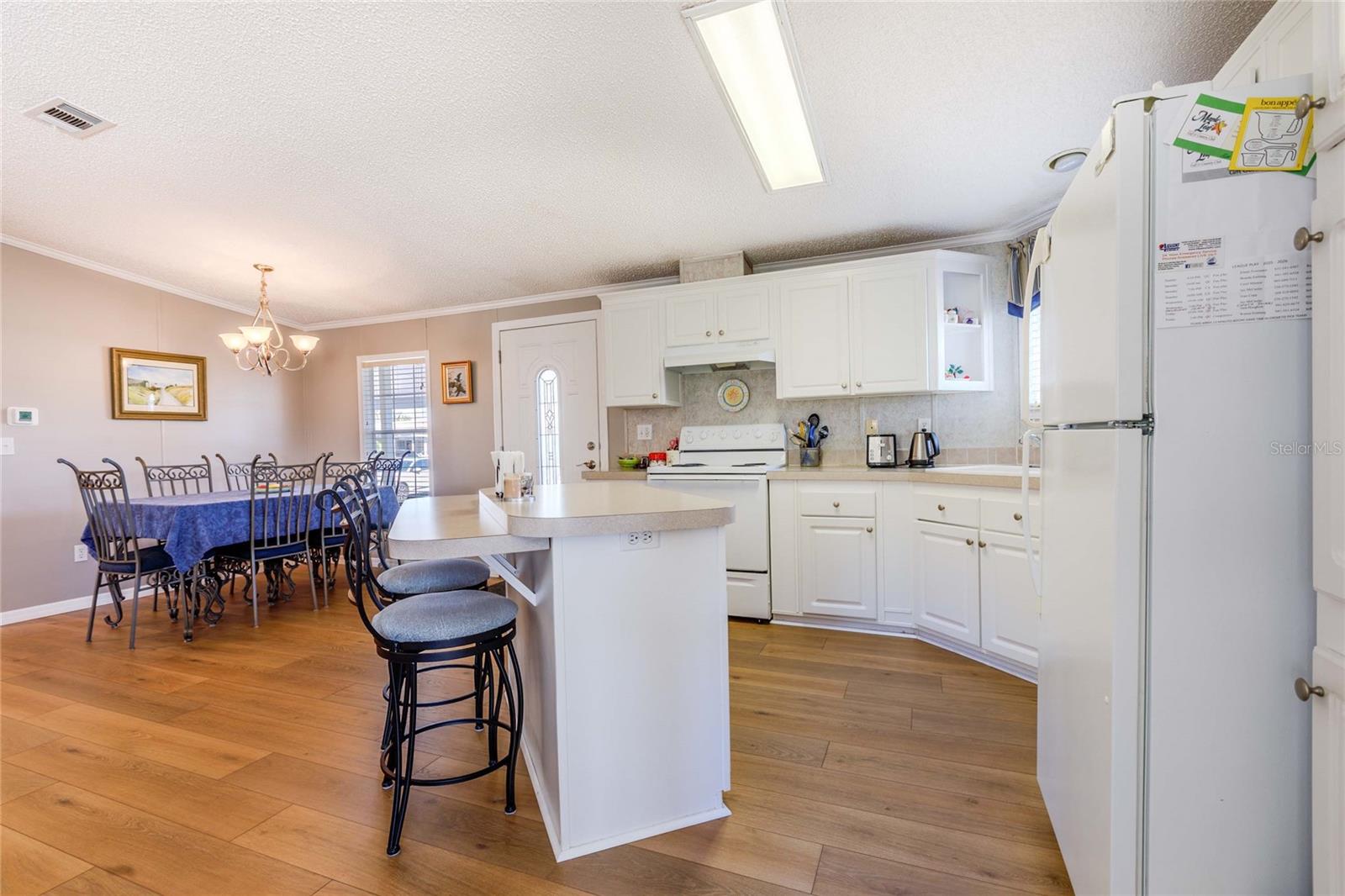 Image 11 of 42 For 2100 Kings Highway 493