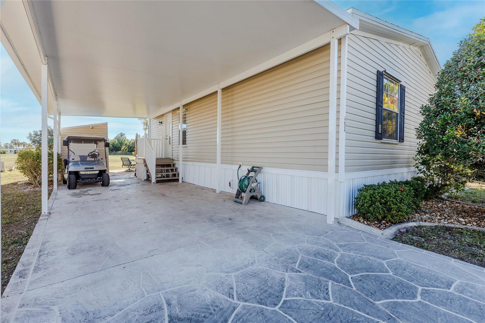 Image 3 of 42 For 2100 Kings Highway 493