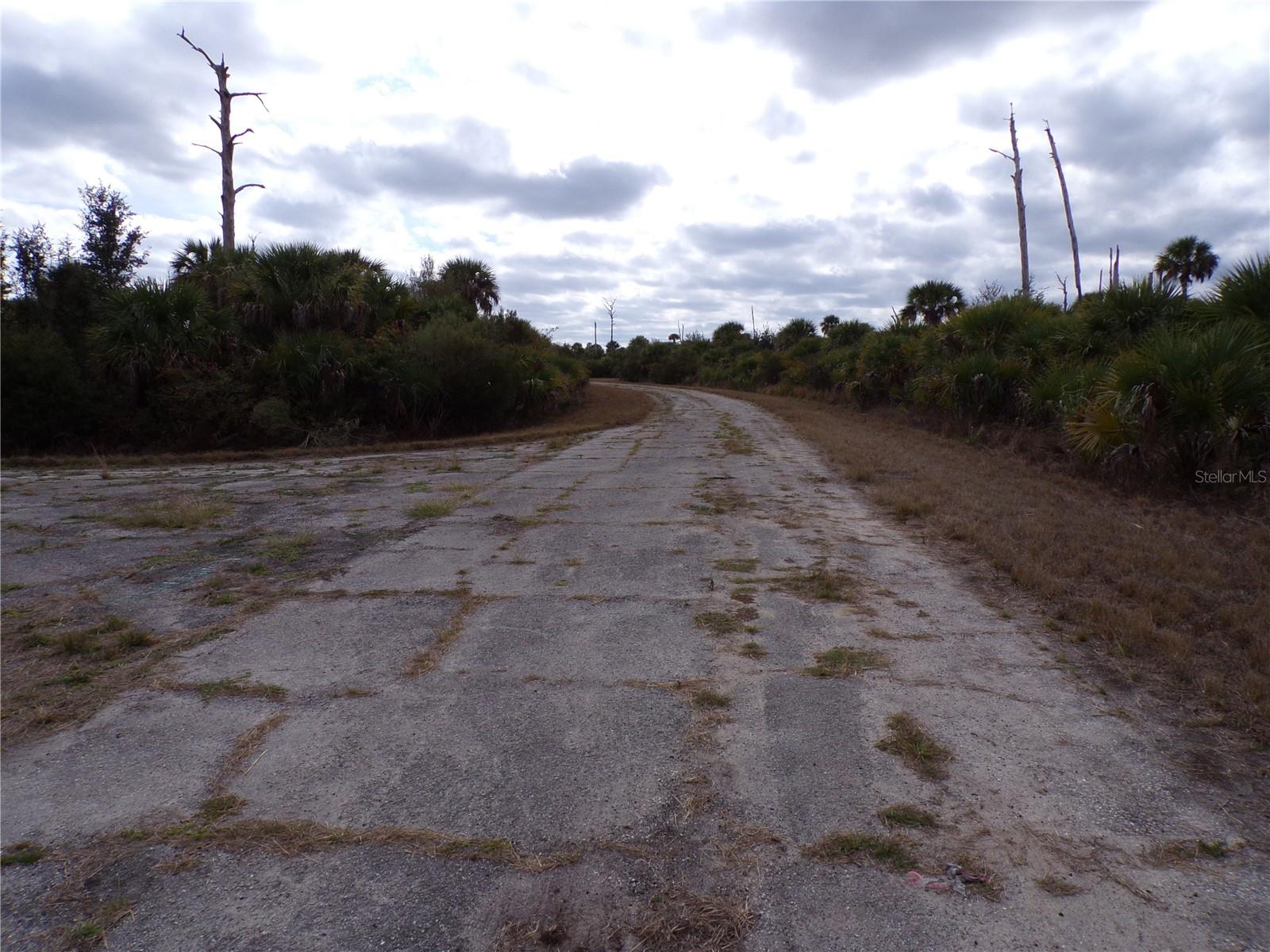 Listing photo id 6 for Copernicus Road