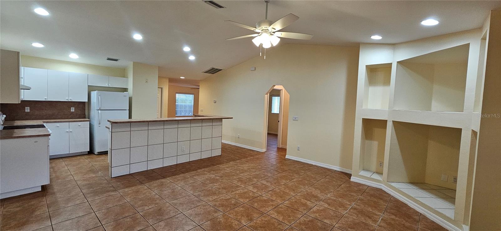 Image 10 of 22 For 3619 Santa Barbara Place 3619