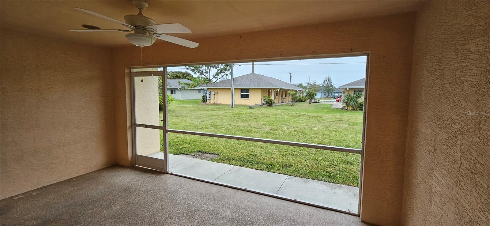 Image 20 of 22 For 3619 Santa Barbara Place 3619