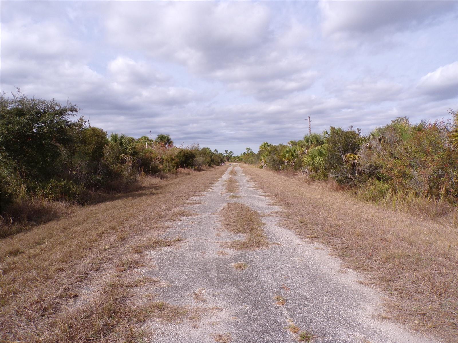 Listing photo id 6 for Magellan Street