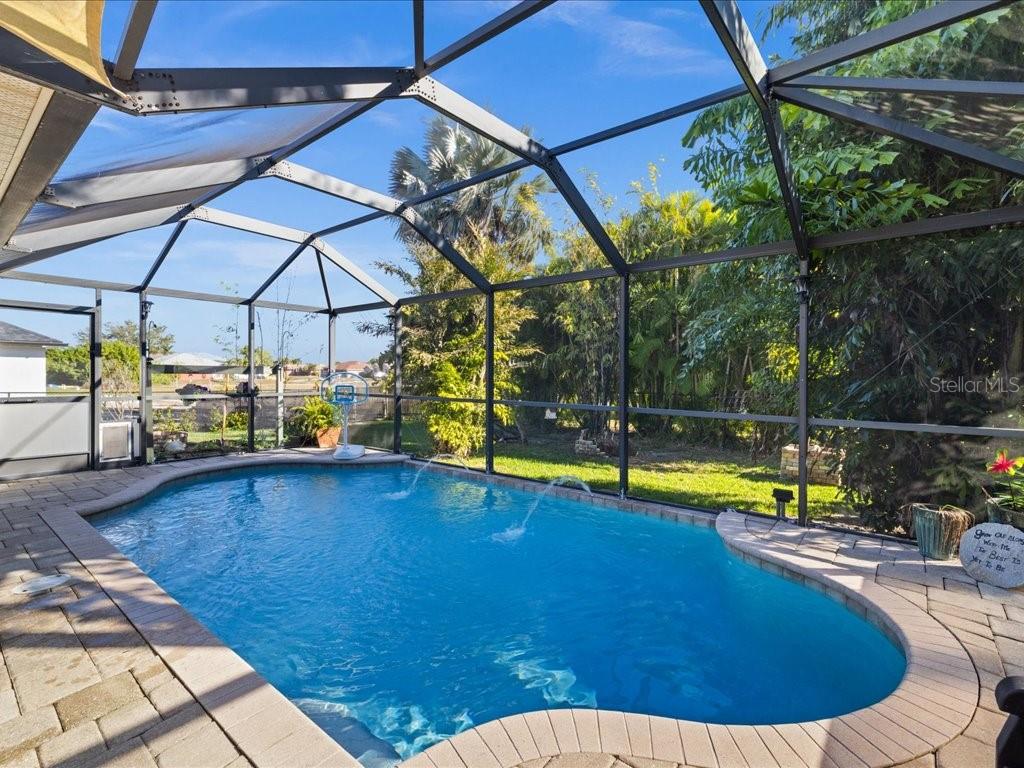 Listing photo id 27 for 1209 25th Place