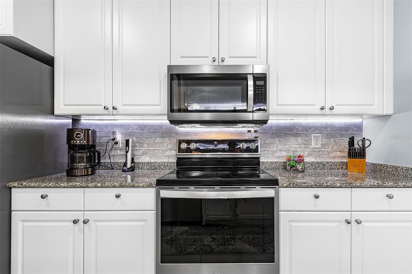 Image 10 of 55 For 24399 Baltic Avenue 202