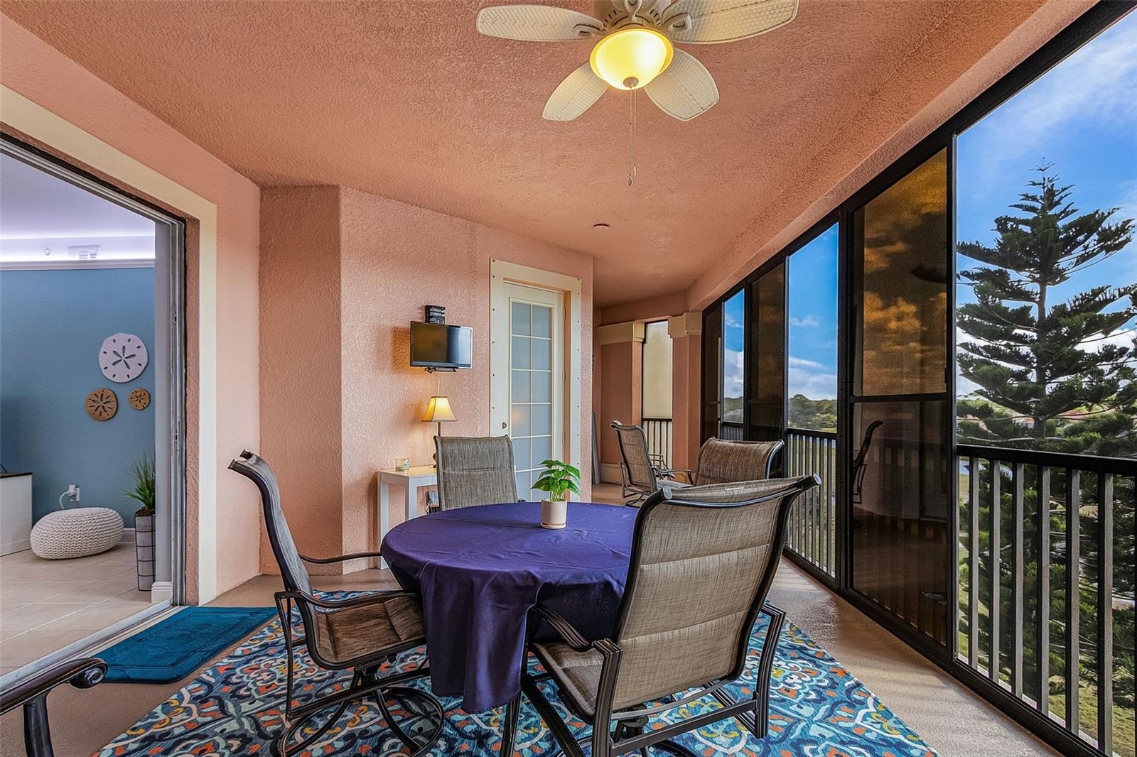 Image 17 of 55 For 24399 Baltic Avenue 202