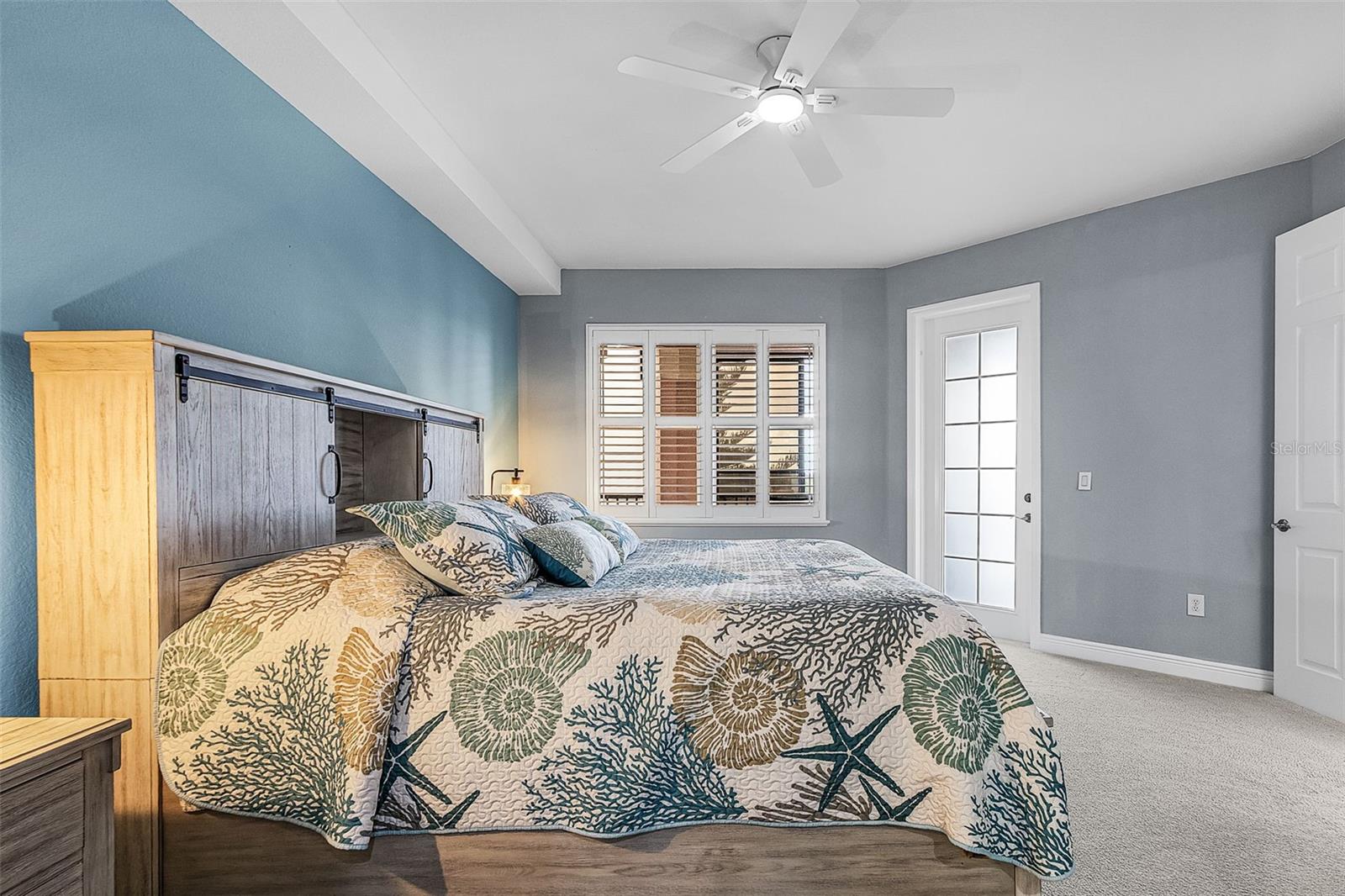 Image 19 of 55 For 24399 Baltic Avenue 202