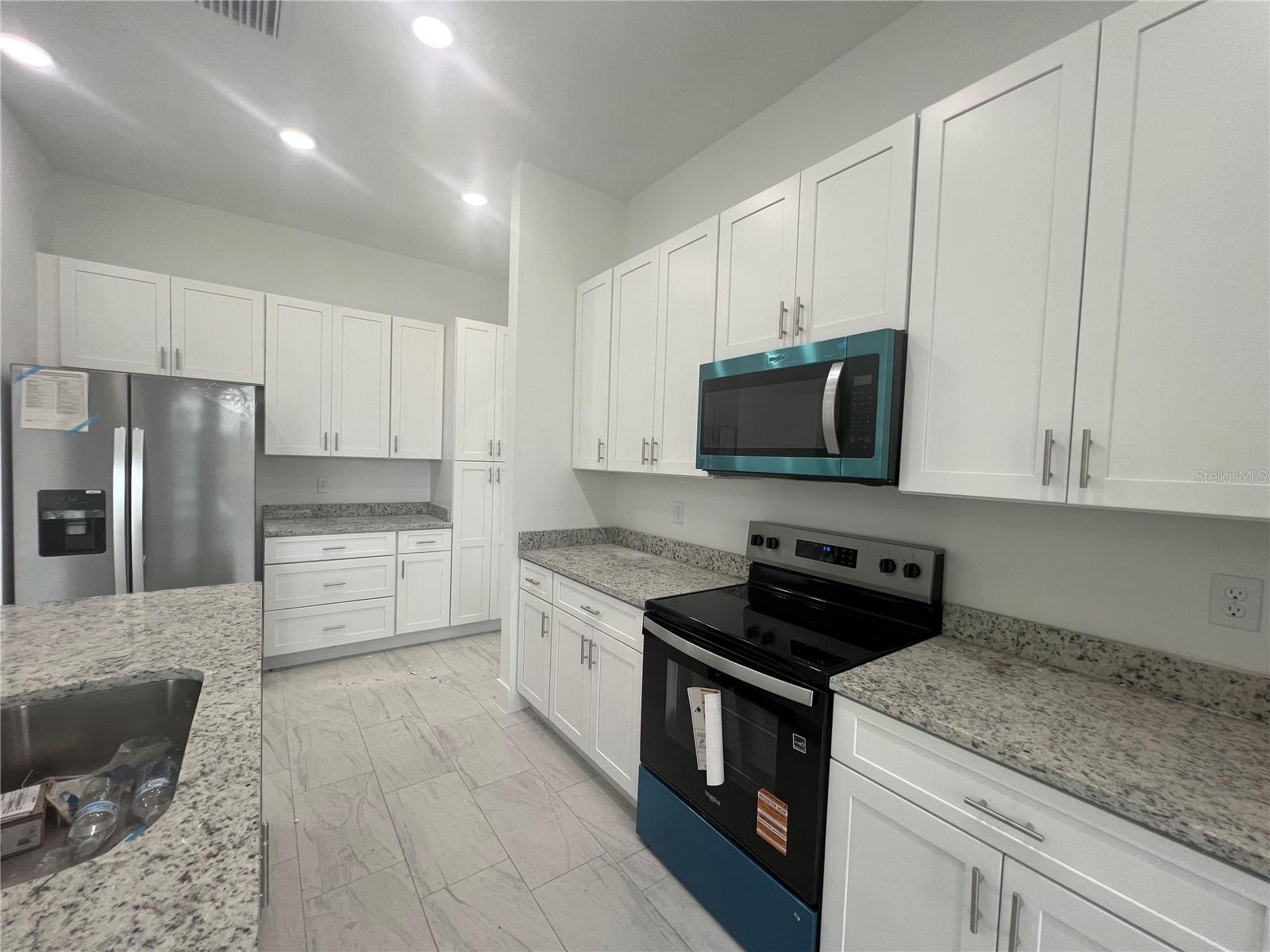 Image 12 of 34 For 52 Brig Circle E