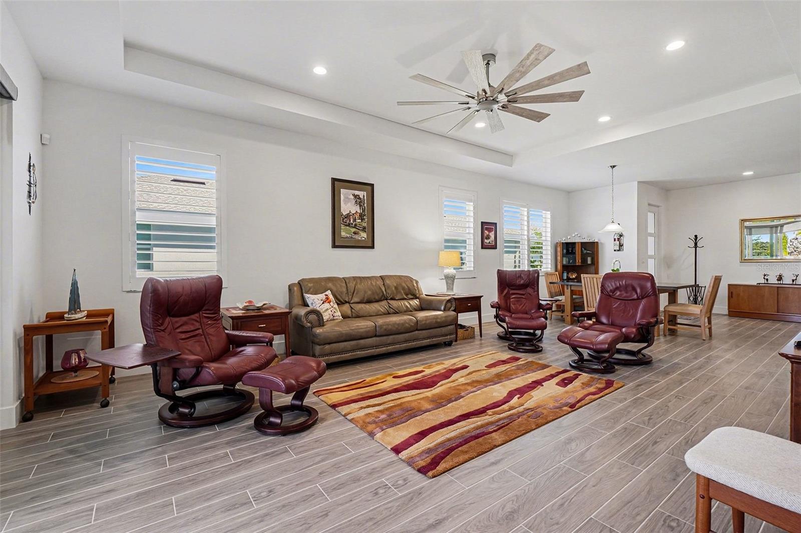 Image 10 of 64 For 44295 Panther Drive