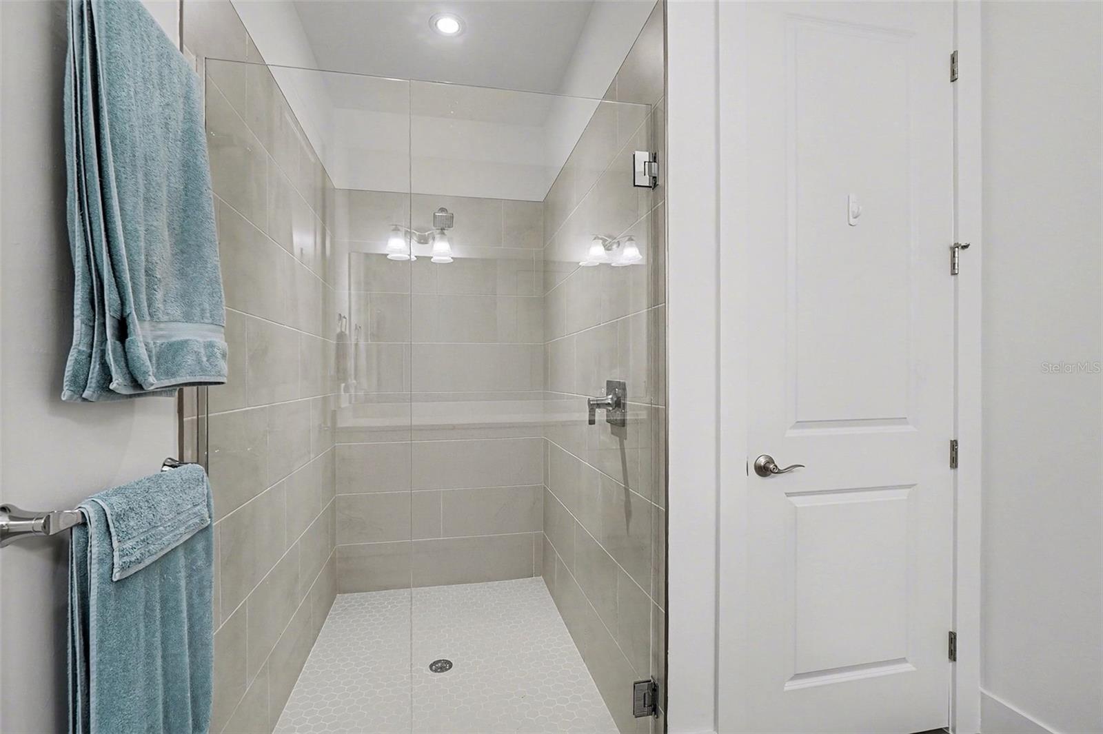 Image 13 of 64 For 44295 Panther Drive