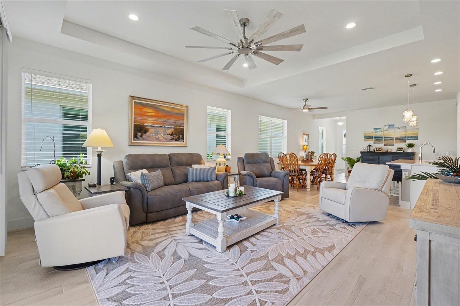 Listing photo id 10 for 44303 Panther Drive